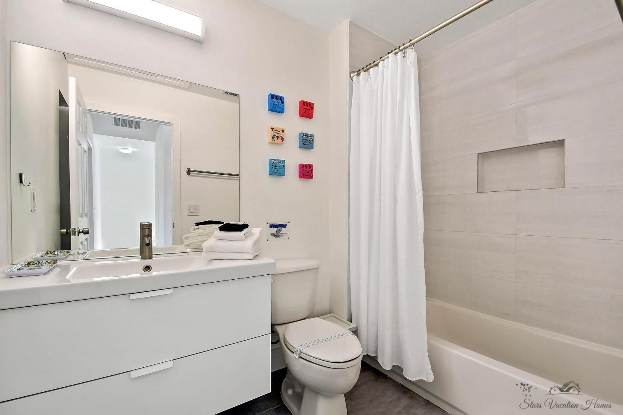 139pbd-svh Lovely New Townhome!